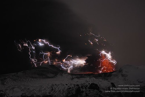 Eyjafjallajokull volcano lightning's in the ash plume
