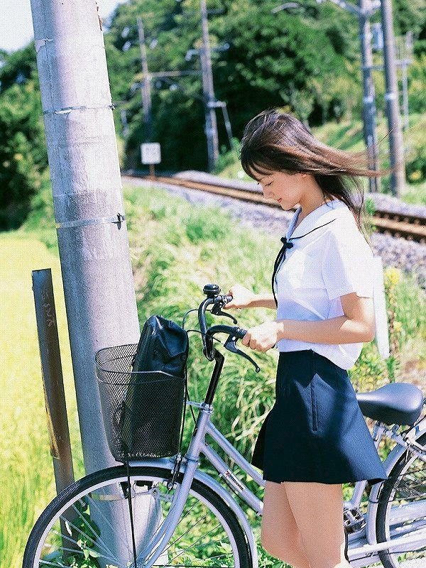 Jk 自転車に乗っている女子高生が究極的にエロい件について 11 11 自転車情報館