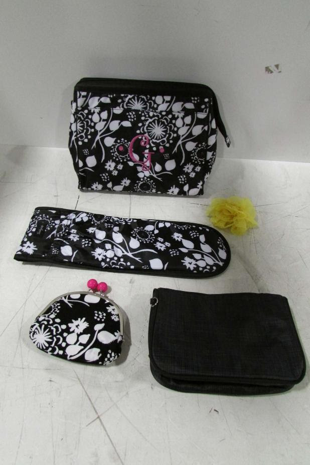 ... about Thirty One Floral Print Cosmetic Bag  Accessory Bags Set of 5