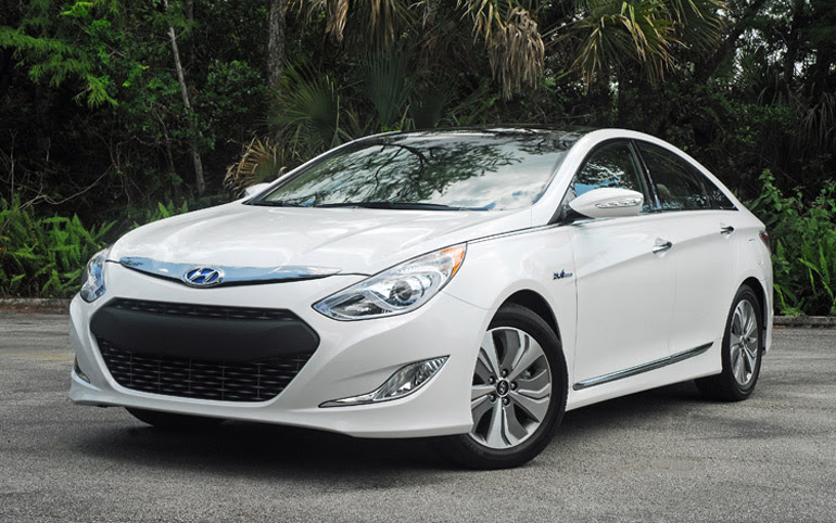 100 Hot Cars » Blog Archive » 2013 Hyundai Sonata Hybrid Limited Review