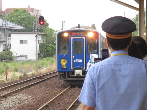 列車 イラスト 綺麗 Magandaku Com