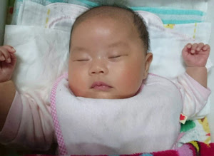 今思えばこれがダウン症の新生児の特徴だったんだなと思った7つのこと ヨッシーてんちょの部屋 ダウン症優の成長日記