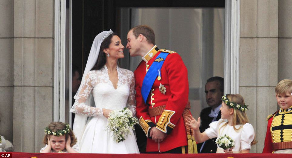 william and kate pictures. William and Kate kissed