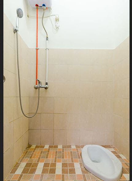 Gambar Kamar Mandi Wc Jongkok Rumah Minimalis Modern Gambar Kamar Mandi Wc Jongkok Rumah Minimalis Modern