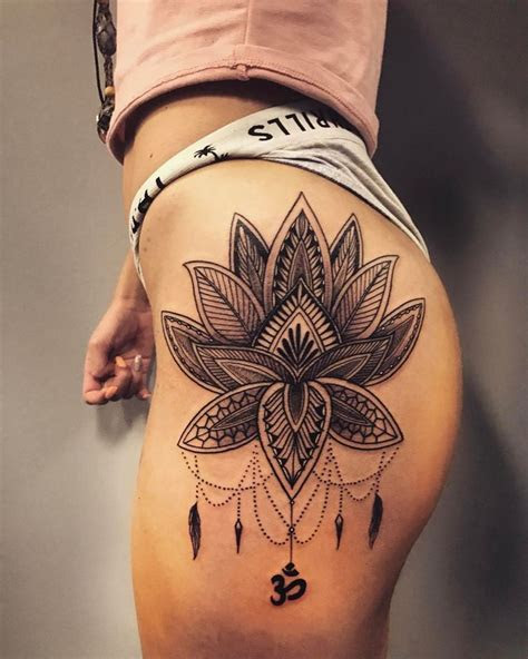 hip tattoos women ideas  pinterest hip
