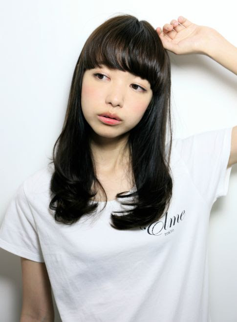 女の子 髪型 ショート 中学生 Leila Svanadze
