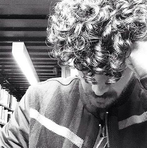 curly men hairstyles  haircuts guides curly hair guys