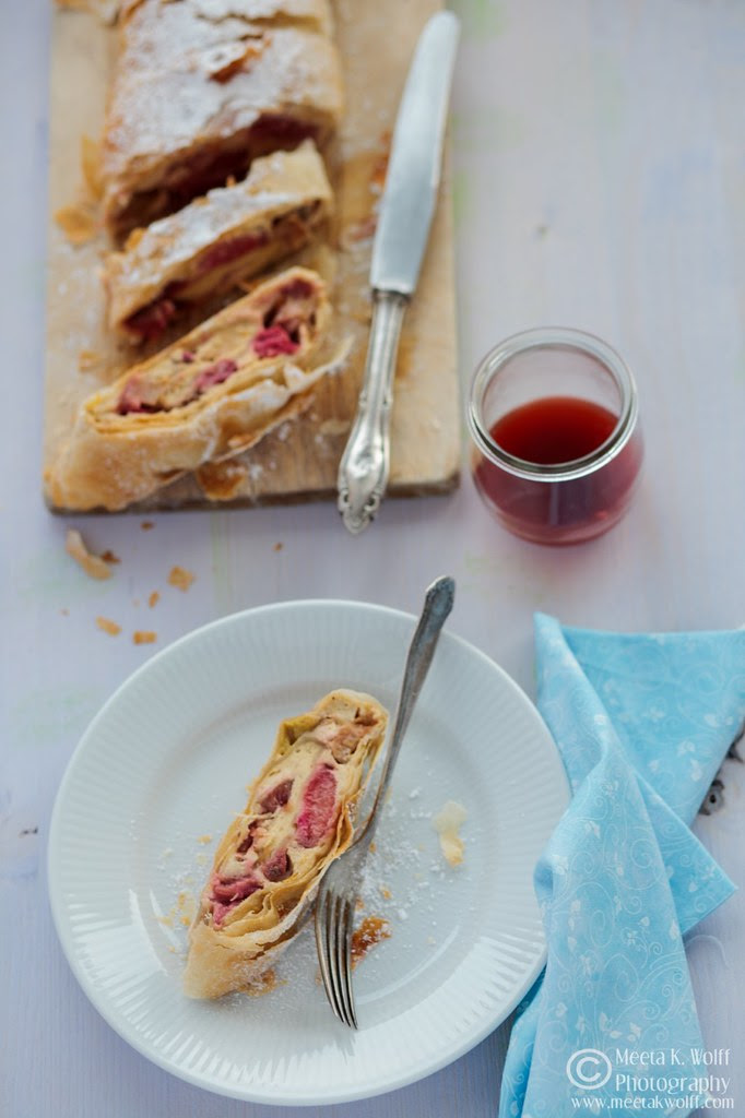 RhubarbGingerStrudel-WM-0043