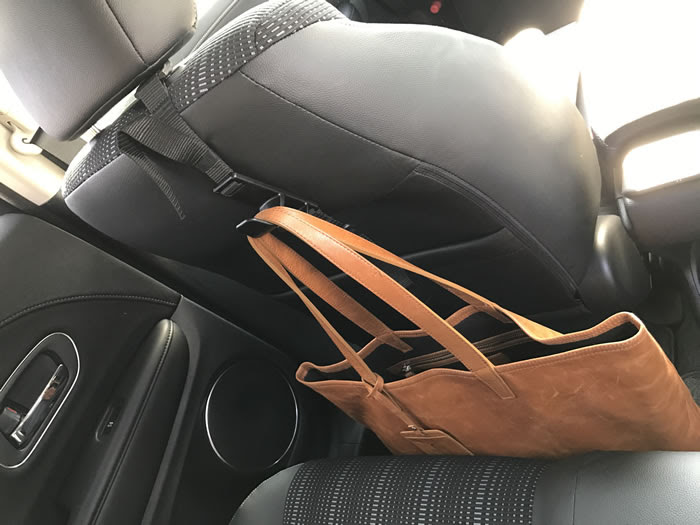 車の荷物 買い物袋 の荷崩れ対策 ヴェゼル語り