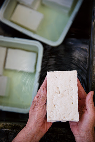 カバタ の暮らしを守る住民たち 琵琶湖畔の湧水文化 60号 水の守人 機関誌 水の文化 ミツカン 水の文化センター