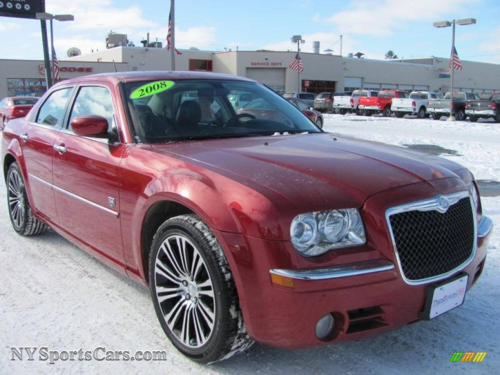 2008-Chrysler-300-Touring-DUB-Edition-in-Inferno-Red-...