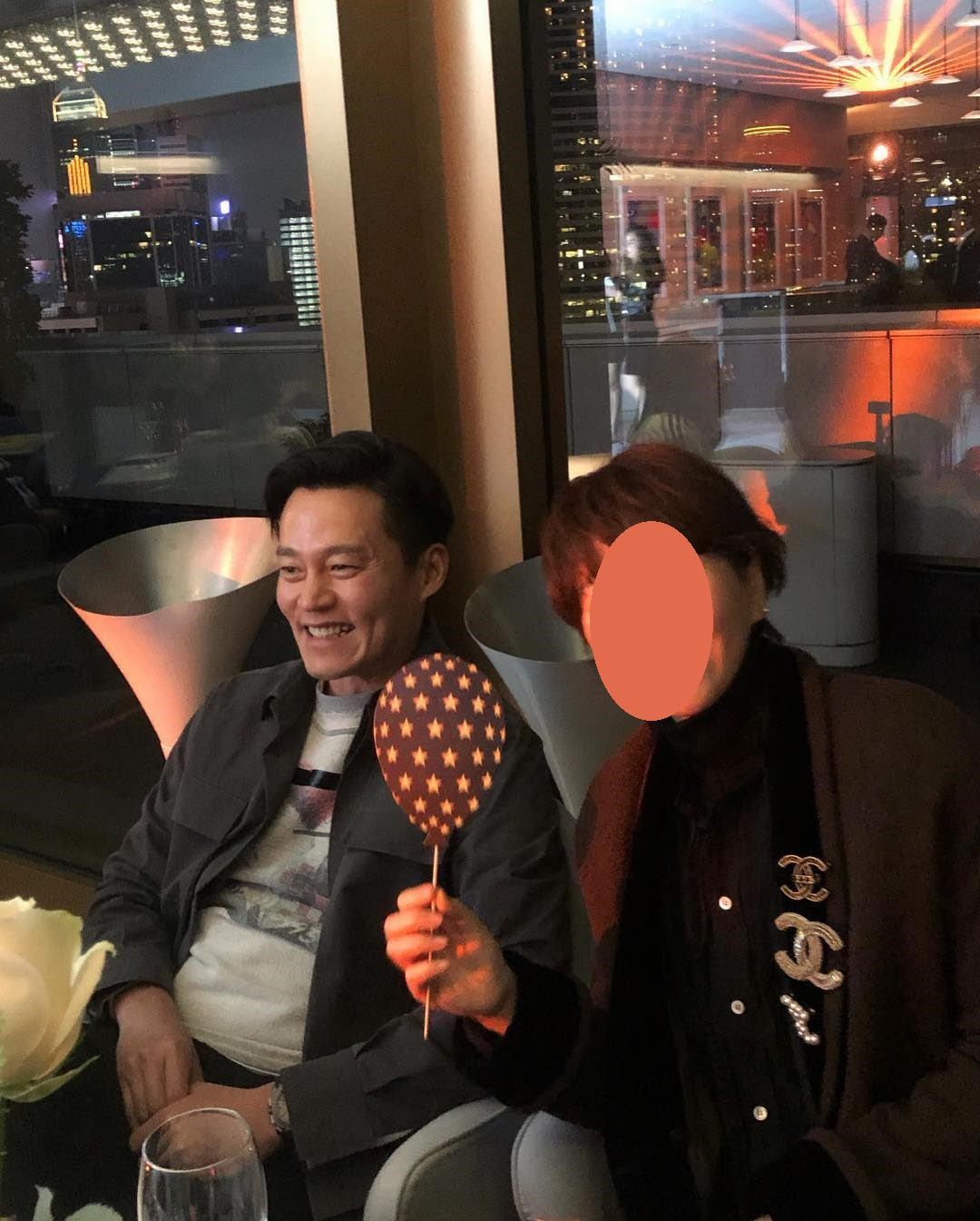 1780 1 1 イ ソジンさん香港で年越し 年末の結婚式にて近影 亥年の芸能人 記事 映像 Skブロードバンド 安国健康 他cfモデル美画像 イ ソジンさん今月のスケジュール 新年のご挨拶 イ ｻﾝ 茶母 Gyebaek 歌舞伎が数寄