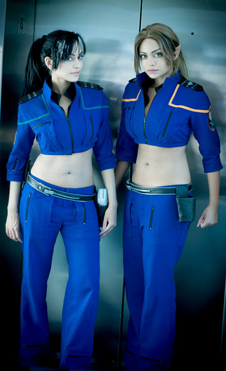 technoranma: (x) Through a Mirror, Darkly