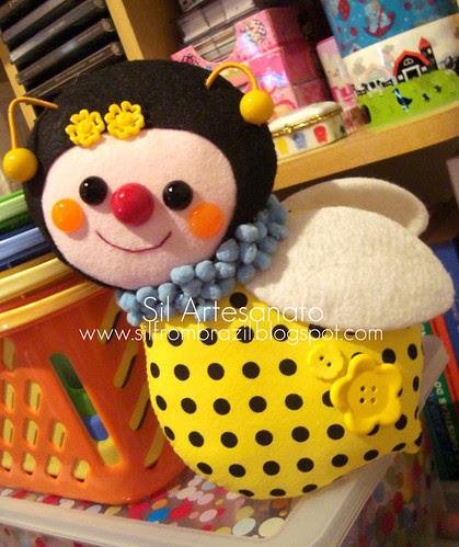 Little Bee by Sil Artesanato
