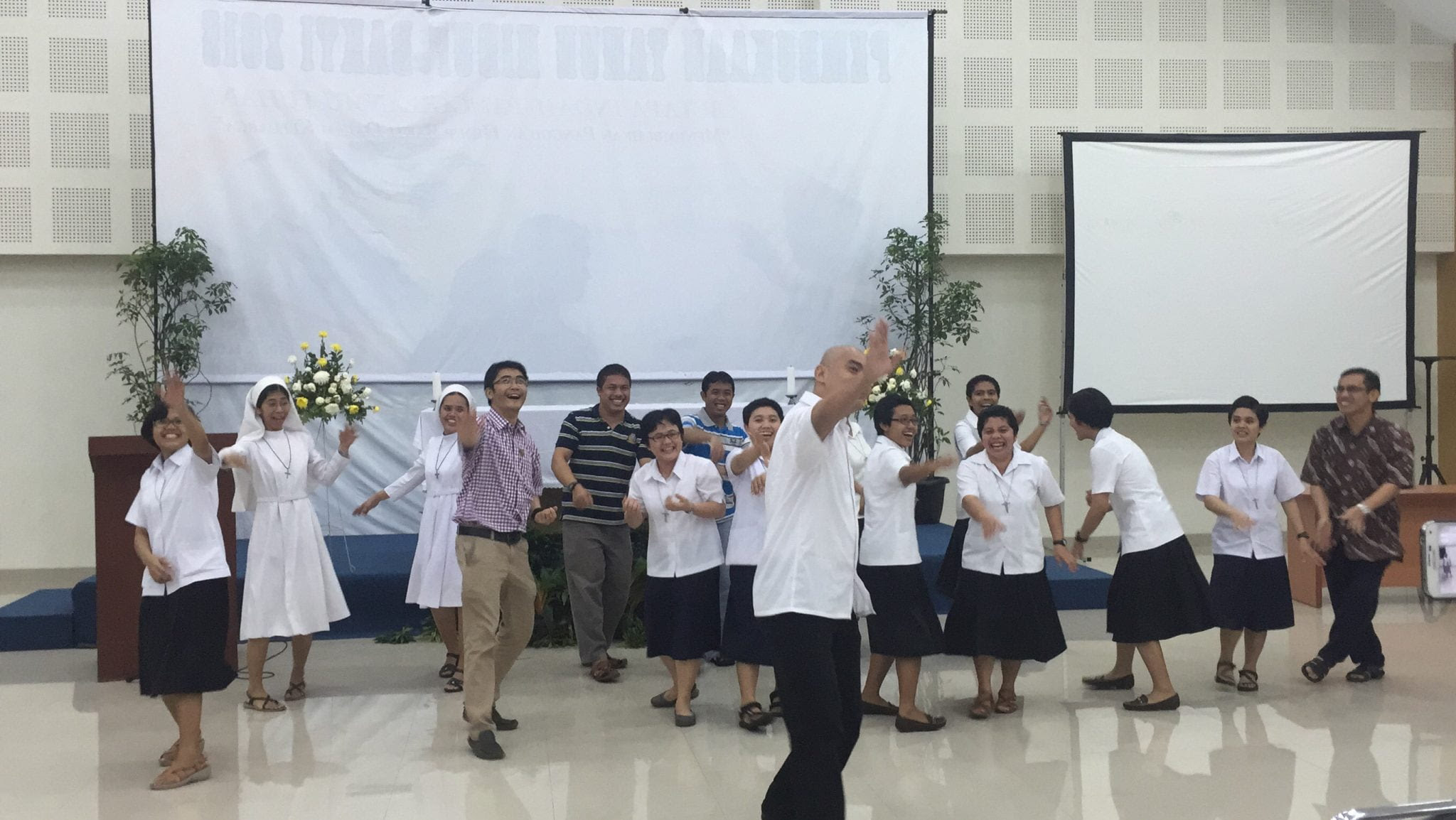 Perayaan Paskah Bersama Dekanat Tengah - Keuskupan ...