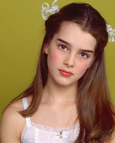 イタすぎるセレブ達 番外編 ブルック シールズ 43歳の美しいビキニ姿にため息 ライブドアニュース