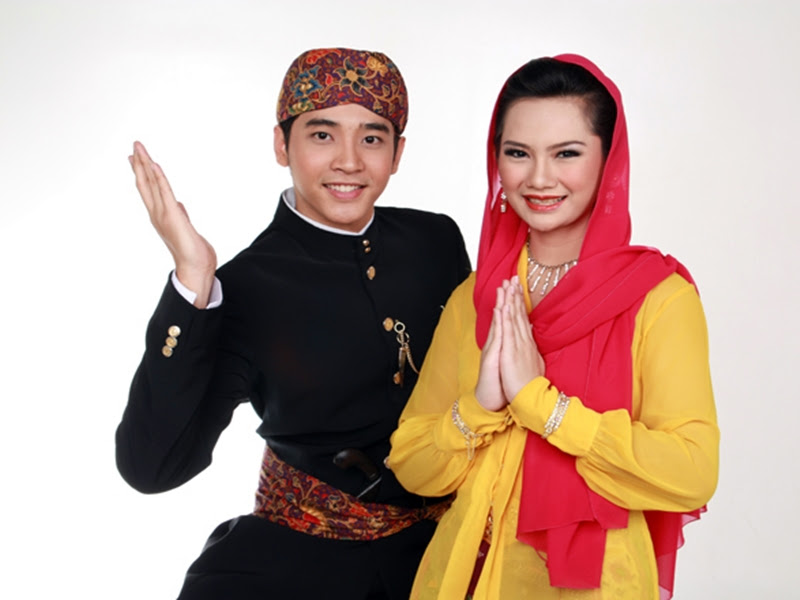 Pakaian Adat Jakarta Yang Kerap Digunakan Oleh Masyarakat Pakaian Adat Jakarta Yang Kerap Digunakan Oleh Masyarakat