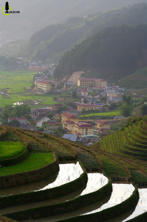 Chieu vang tren mua nuoc do Mang Mu
