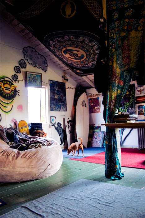 hippie room bedroom design boho surf bohemian surfboard surfer ...