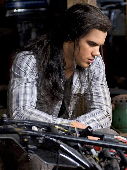 kristen stewart bella wig. Kristen Stewart#39;s Bella