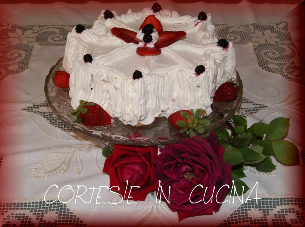 Torta fragole e panna