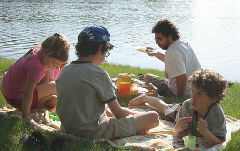 picnic.