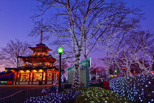 Kennywood Pagoda @ Twilight