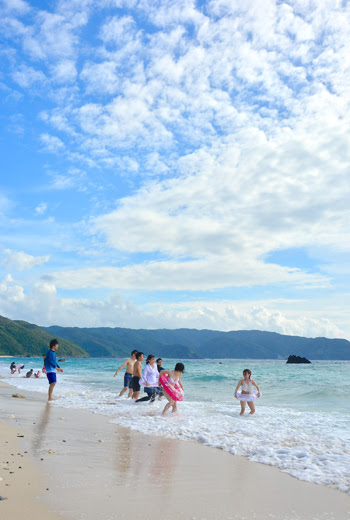 奄美地方梅雨明け 南海日日新聞