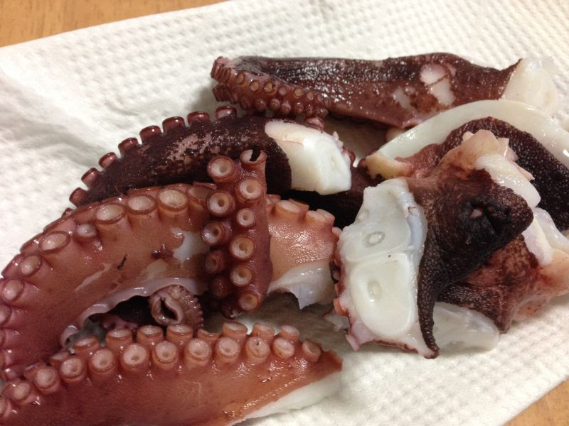 朝市で買ったアナゴとタコ 新鮮な魚はやっぱり美味い