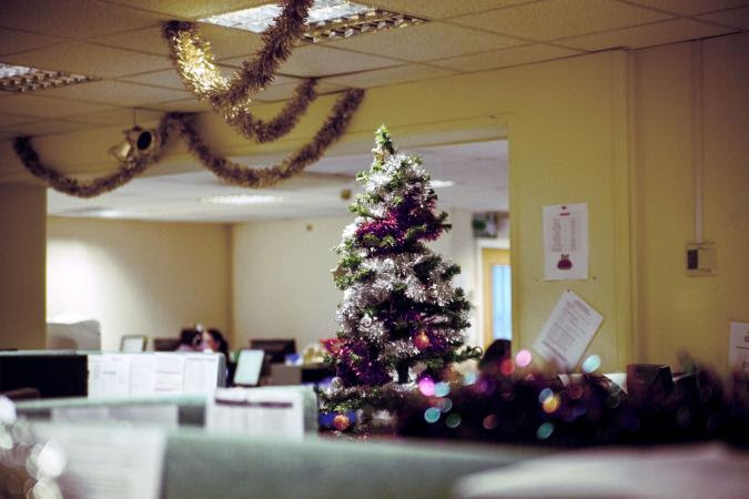 Office Christmas Decorating Themes | LoveToKnow