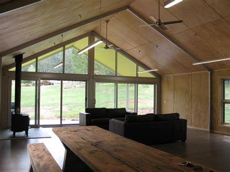 de atelier plywood ceiling  walls steel portal frame
