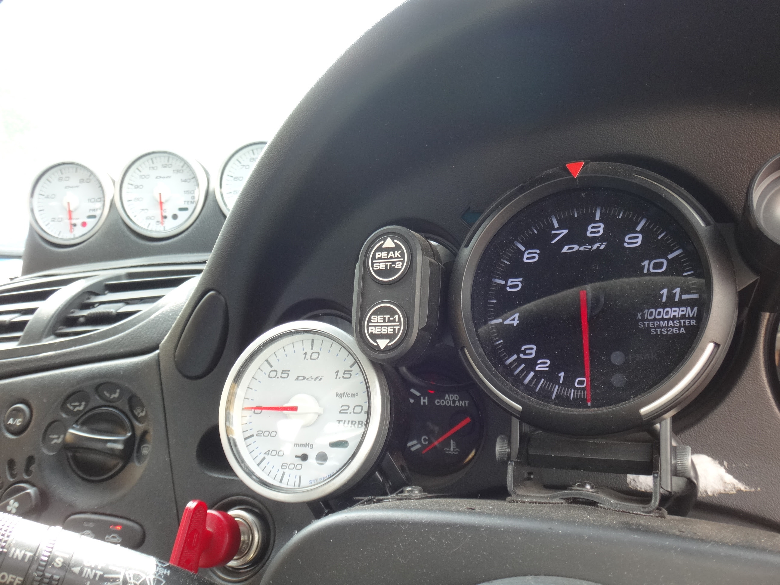 追加メーター 中古車 スポーツカーのイサイズ