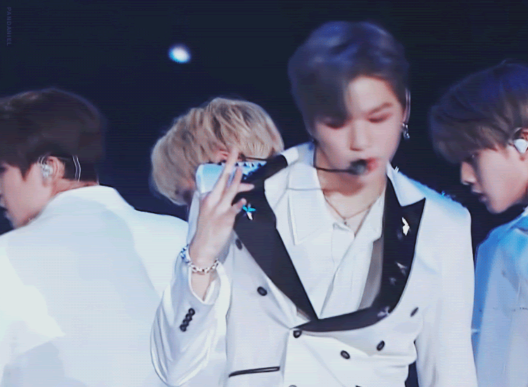 어제 마마에서 강다니엘 스타일.jpg | 인스티즈