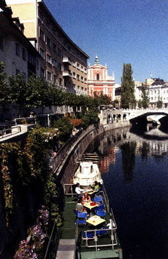 river ljubljanica.JPG