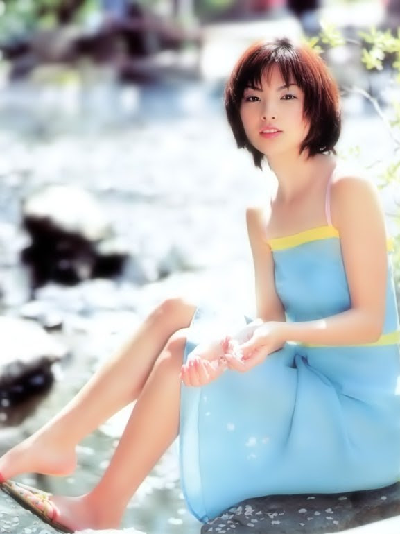 なっちゃんのｃｍでお馴染みの笑顔の可愛い女優田中麗奈の高画質画像 壁紙をまとめてみました 写真まとめサイト Pictas