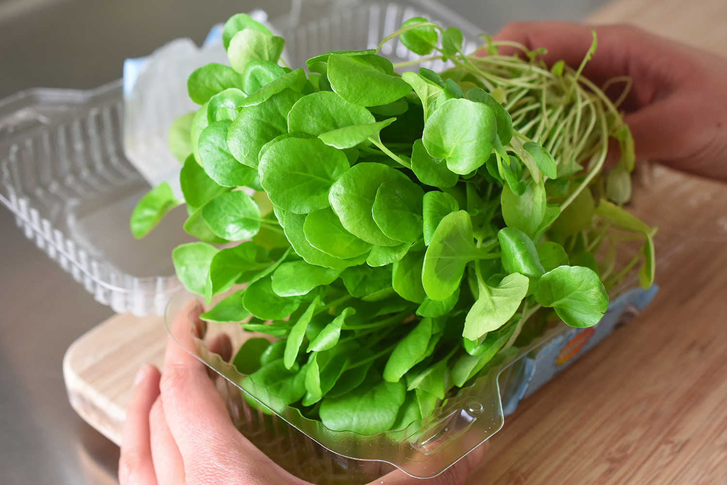 Stocking Your Paleo Pantry by Michelle Tam http://nomnompaleo.com