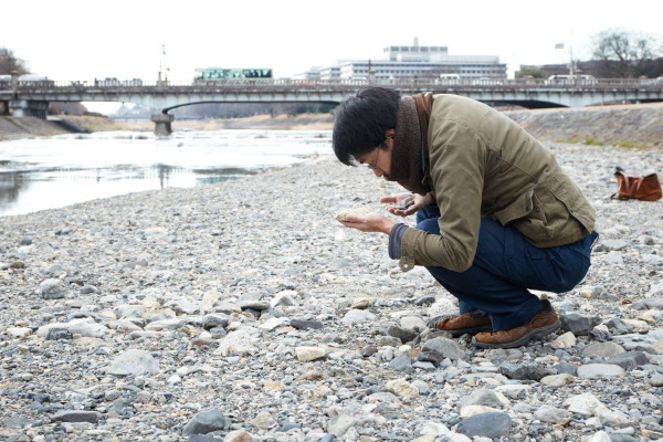 拾った石に価値を生む古道具屋の視点 Take Me To The Out Side おそと で過ごすライフスタイルウェブマガジン Osoto Web
