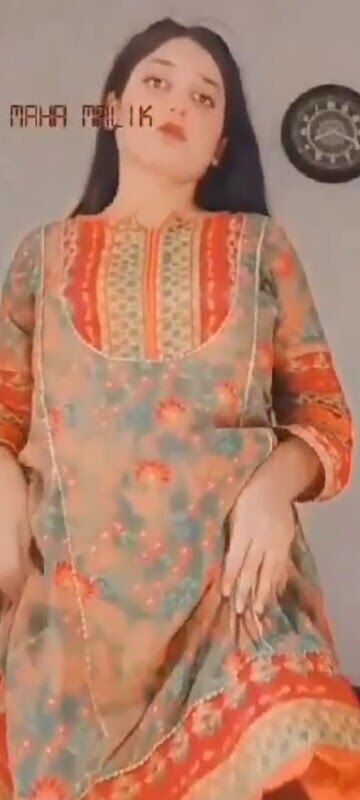 Desi Girl Removing Dress Sucking Nipple Rubbing Her Pu**y