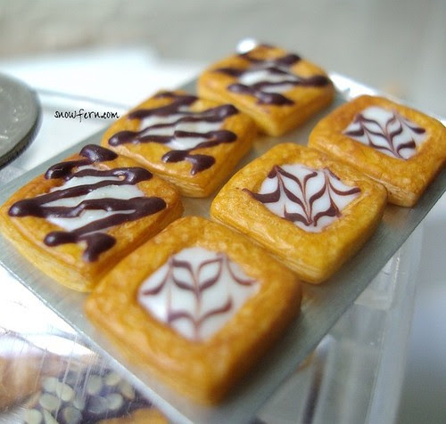 choco banana danishes