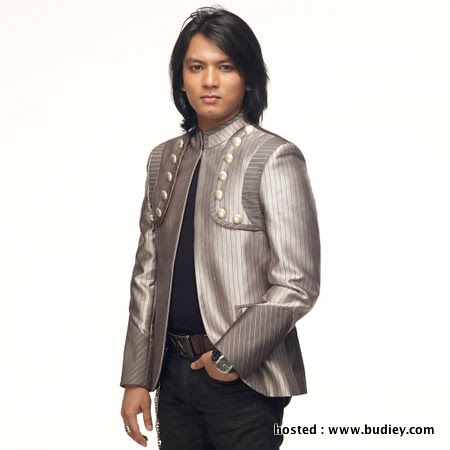 Faizal Tahir & Aizat