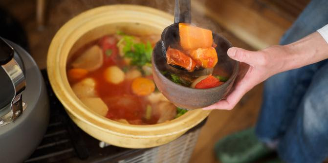 新店 のどかな里山を眺めながら心と体に美味しいランチが楽しめる さとやまカフェ Tonbo が草津にオープン さとやまカフェ Tonbo 滋賀県のグルメ 滋賀がもっと好きになる おでかけmoa