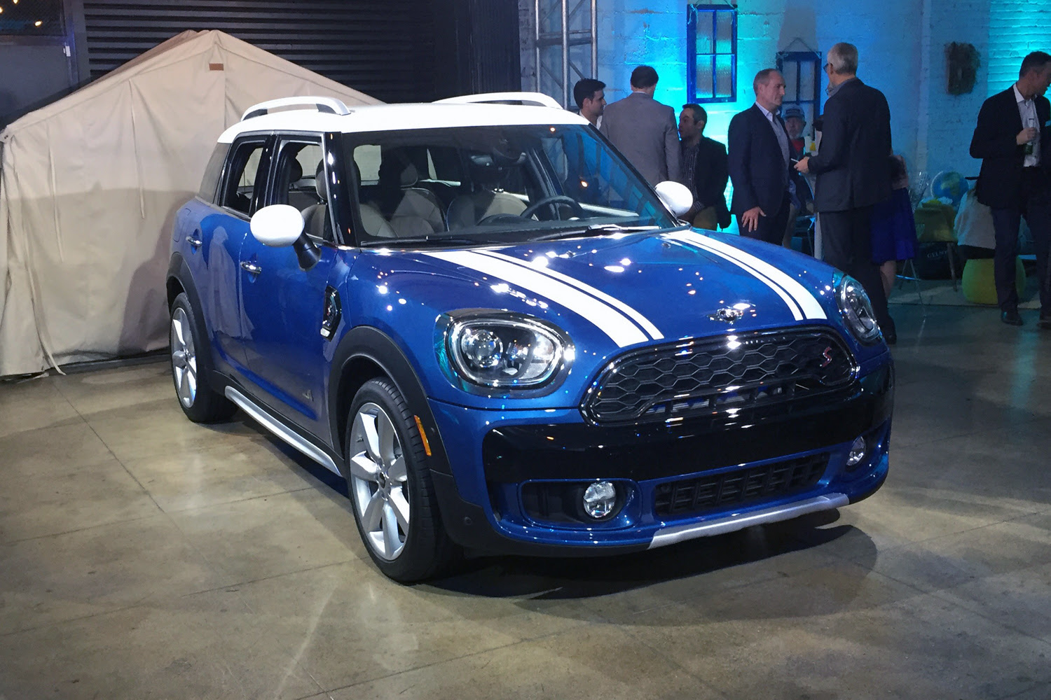 2017 Mini Countryman front view