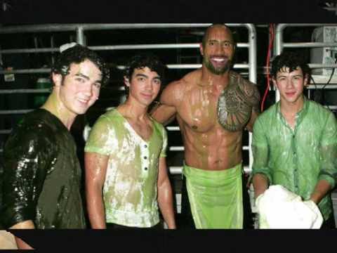 You wanna vote for the 2010 kids choice awards????? you have to watch the video to find out where..Please comment and rate!!!!! VOTE FOR JONAS!