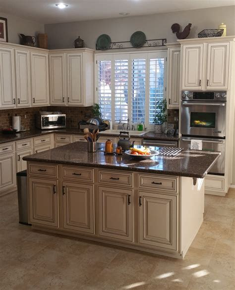 kitchen refacing refinishing   chose  company