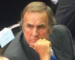 Biografia y Noticias de Carlos Reutemann ||| TresLineas.com.ar