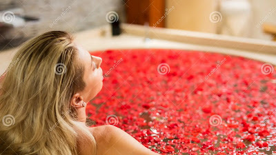 Finest Lady In The Bath Flower : How To Find The Perfect Designs?
