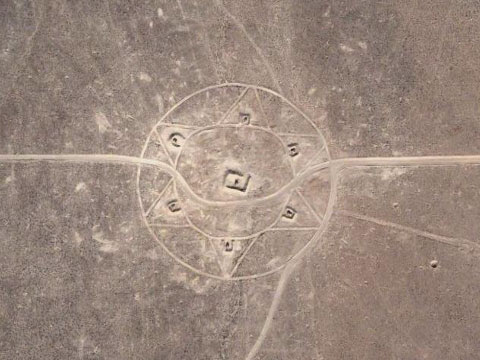 探索google Earth上的奇特景观 蓝企鹅动画