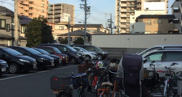 吹田泉町のダイソーがオープンしたので見てきました 駐車場があるのがイイね