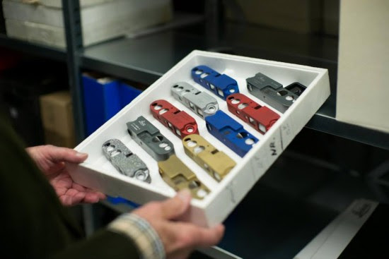 Limited edition anodized aluminum Leica M cameras