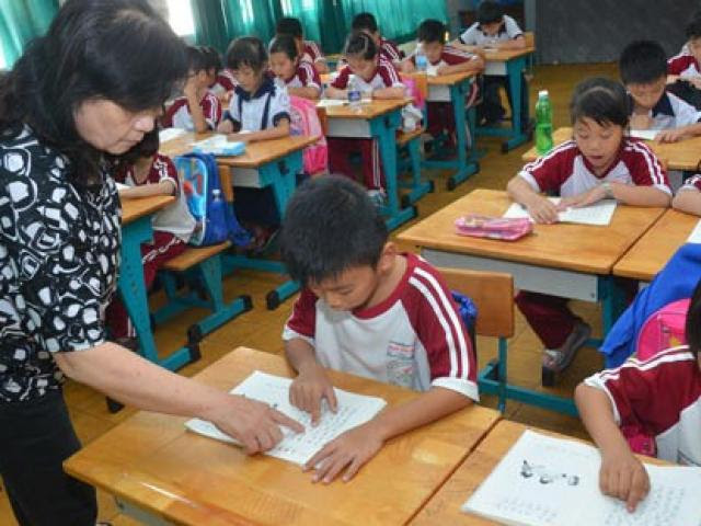 Giáo viên sẽ có thang, bảng lương riêng?